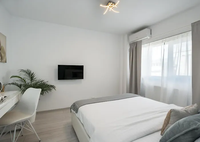 Big - 3br - Piata Unirii アパート *