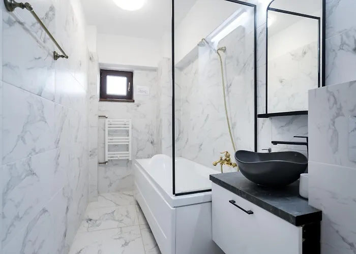 Big - 3br - Piata Unirii Bucharest